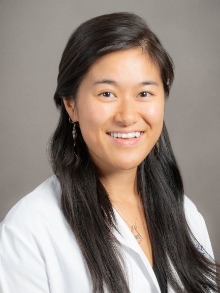 Tudi Lee whitecoat headshot photo