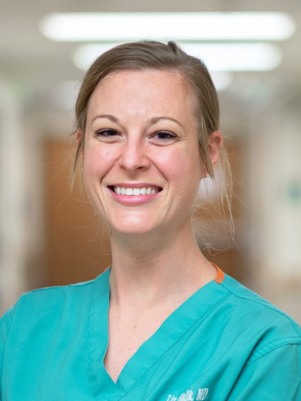 Head shot of Dr. Liz Malik