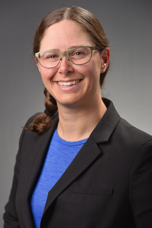 Headshot of Emily Pearce