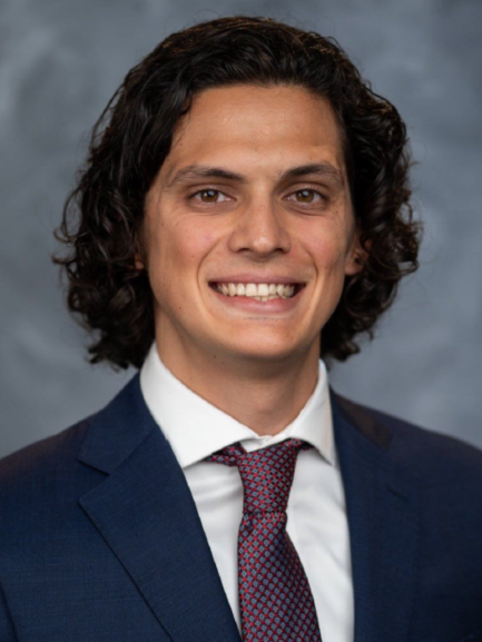 Head shot for Ivan Muchiutti